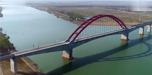 柳州博奥吊篮式桥梁检测车为中国桥梁施工安全保驾护航